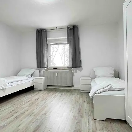 Sad190 - Zentrale Moderne Monteurwohnungen Apartmán *